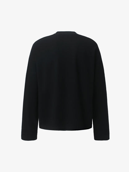 Waffle-knit sleeve detail with a comfortable casual fit