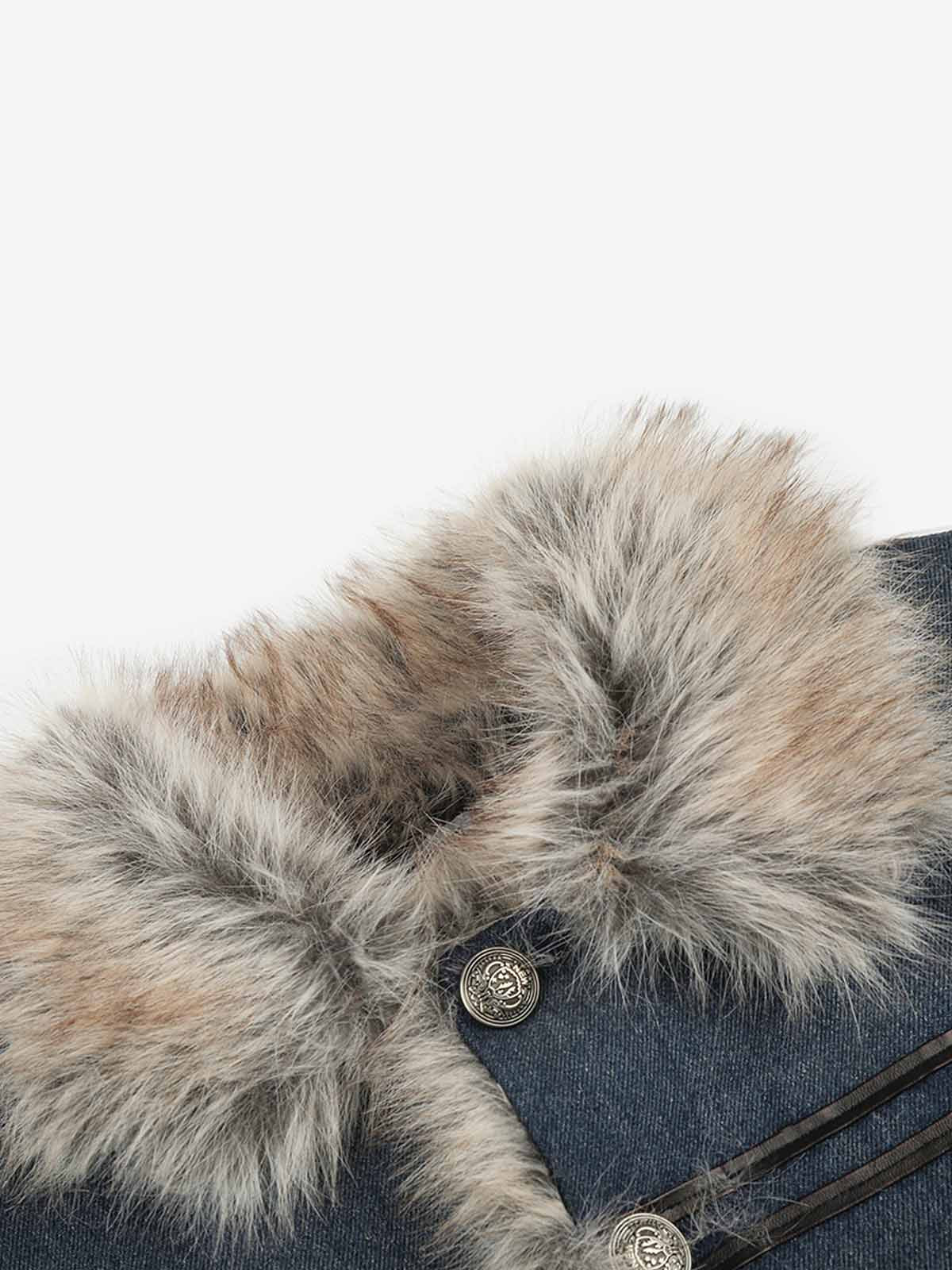 Side view showing the padded shape and collar