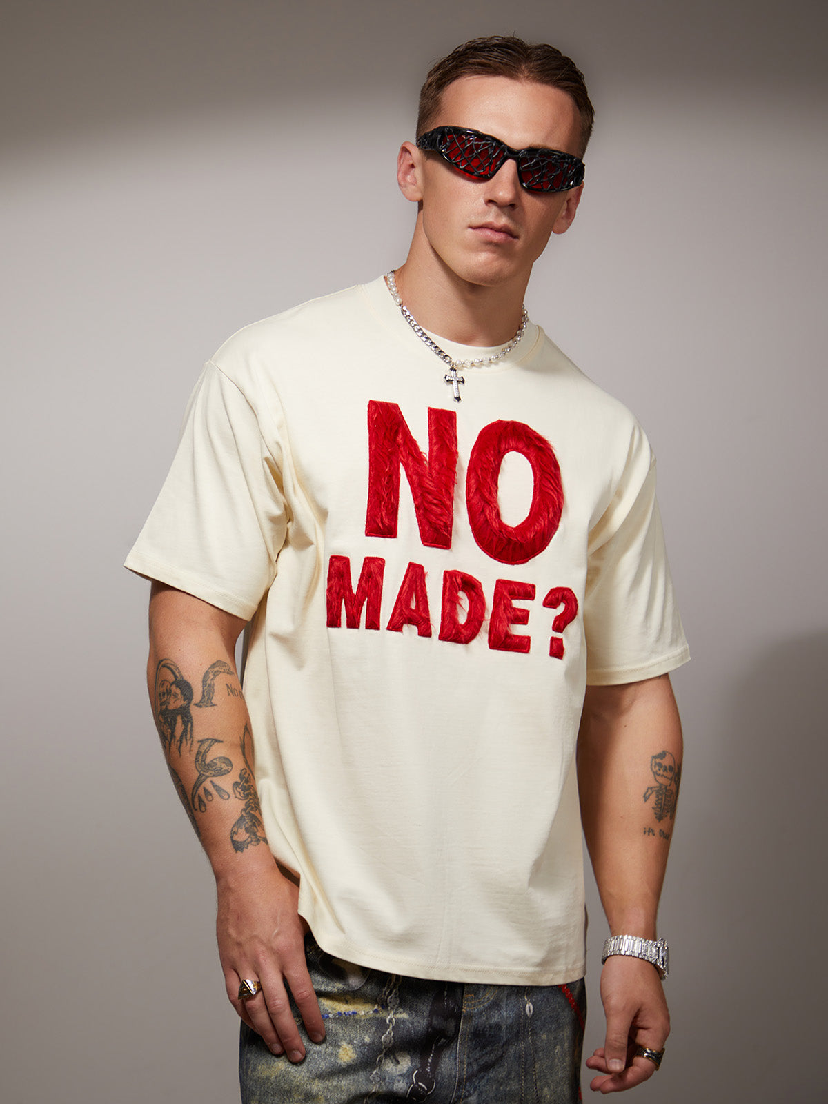 Revelse™ Retro Embroidered Patch Heavy Cotton T-Shirt