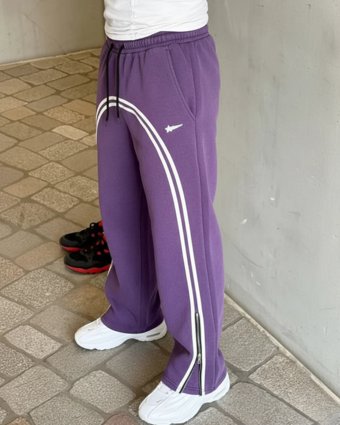 Revelse™ Zip-detail Sweatpants