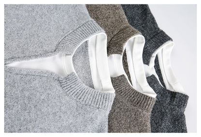 Light grey jumper with a cosy oversized silhouette