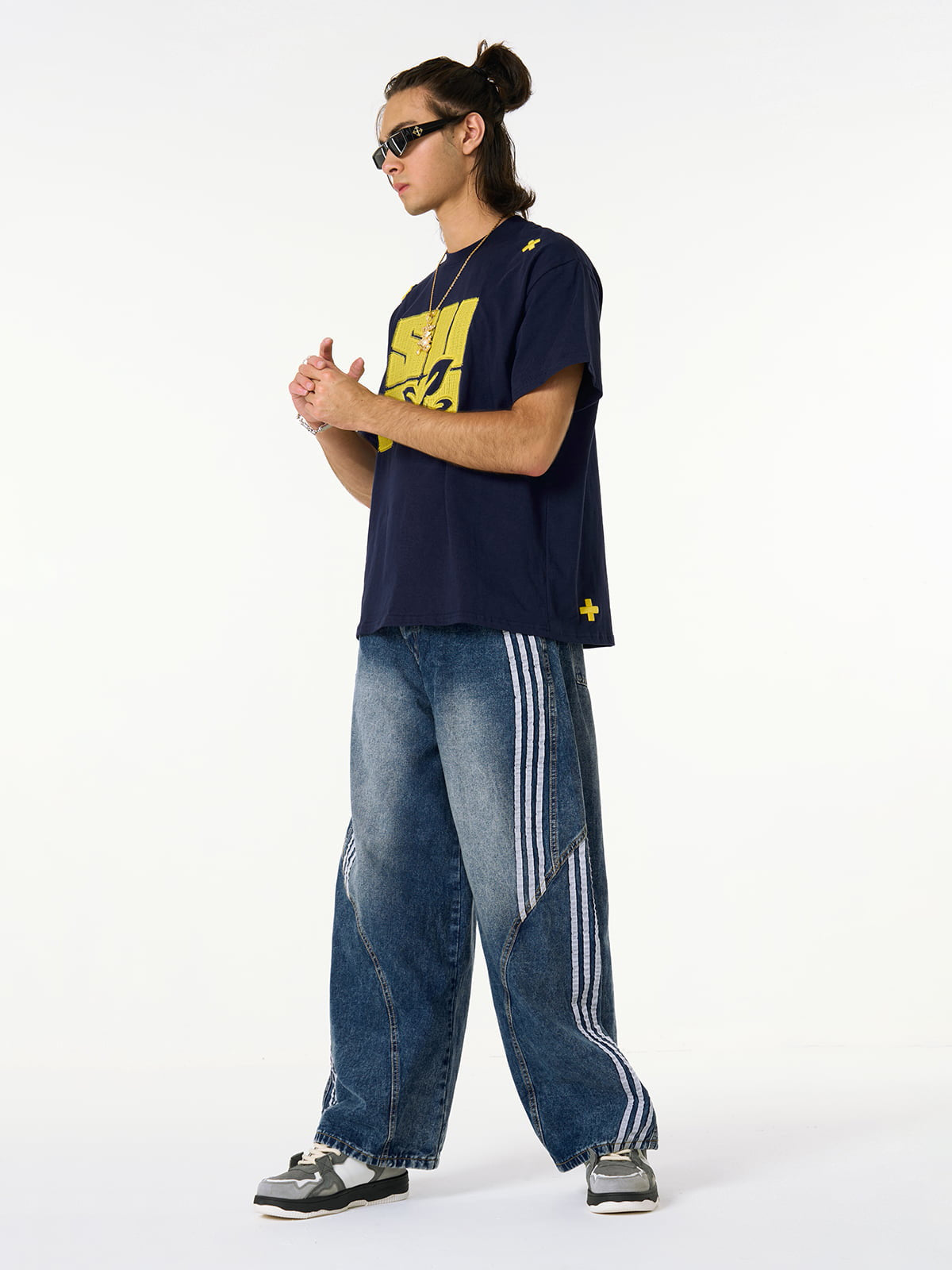Revelse™ Contrast Stitching Barrel Leg Denim Jeans