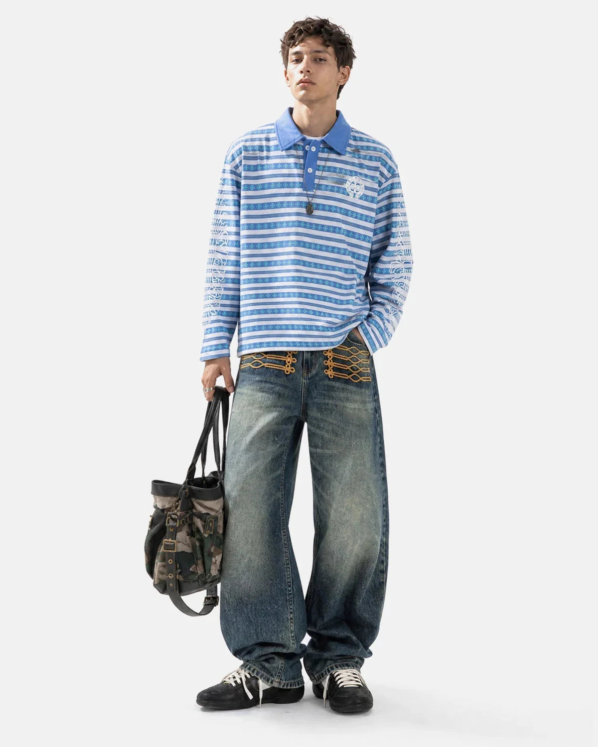Polo collar and button placket on the striped shirt